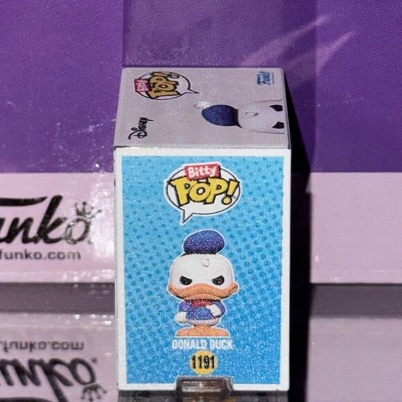 Funko: Donald Duck #1191 Funko Bitty Pop! from Disney Mickey & Friends Series - Picture 4 of 9
